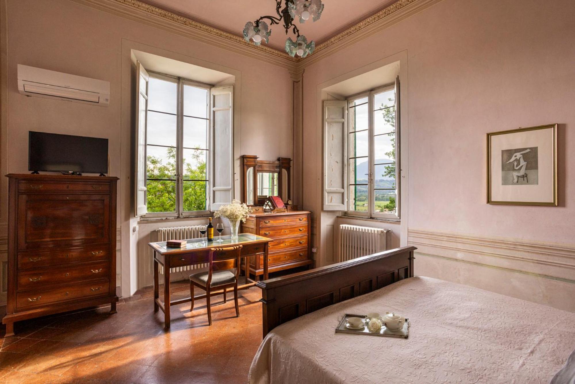 B&B In An 1800S Frescoed Villa With Panoramic Solarium And Historic Park - Villa Mastrangelo Colli del Tronto Bagian luar foto